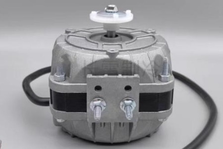 取暖器罩極電機